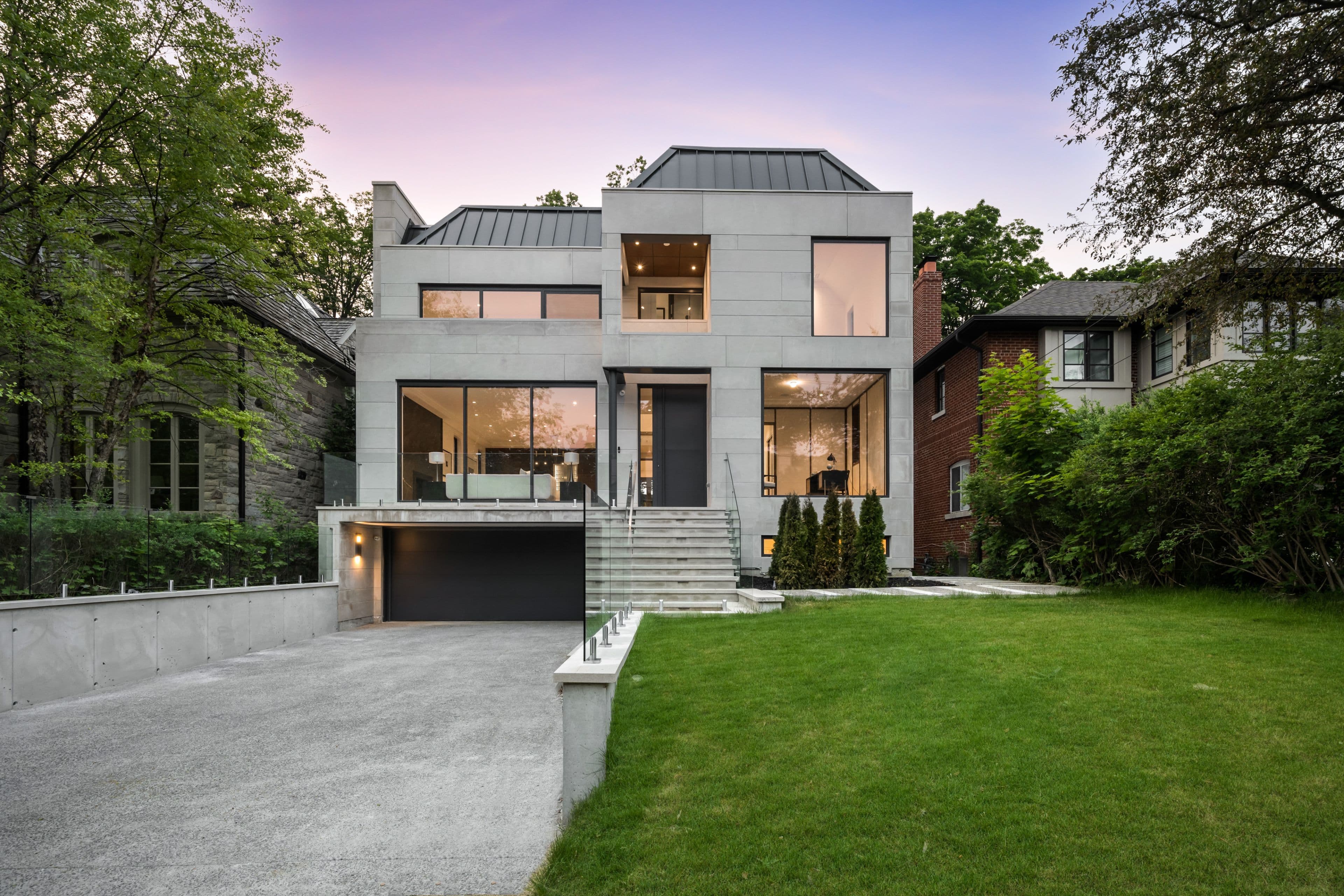 Secondary listing photo of 5 bedroom Detached house in Toronto C04 at 64 Glengowan Road.